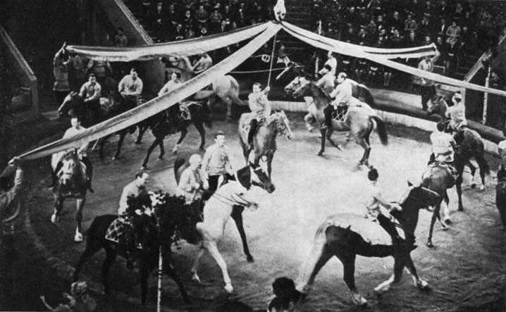 Пролог спектакля 'Конный цирк'